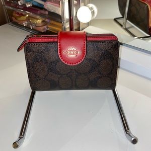 Coach Medium Corner Zip Wallet